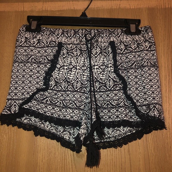 Mudd Pants - NWOT Mudd Shorts